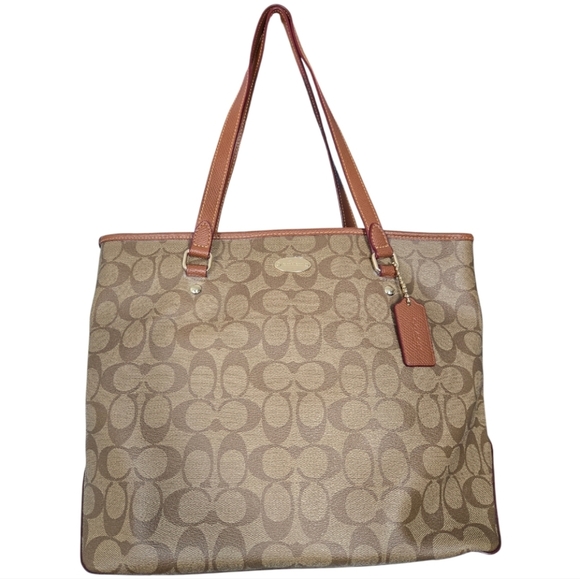 Coach Beige/Brown Signature Coated Canvas and Leather Tote Bag. - Picture 3 of 9